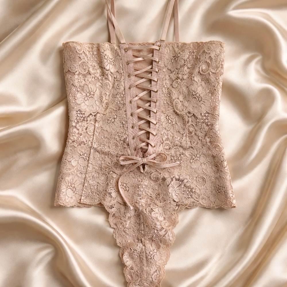 Hot As Hell (HAH) Lace-Up Floral Bodysuit Womens size XL Intimate , Neglige